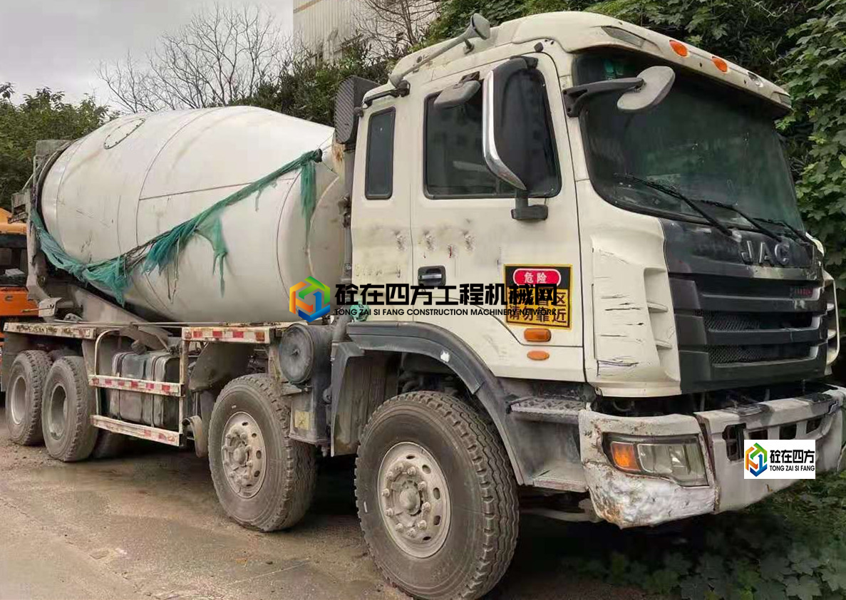 https://images.tongzsf.com/tong/truck_machine/20210816/1611a1c9bec378.jpg