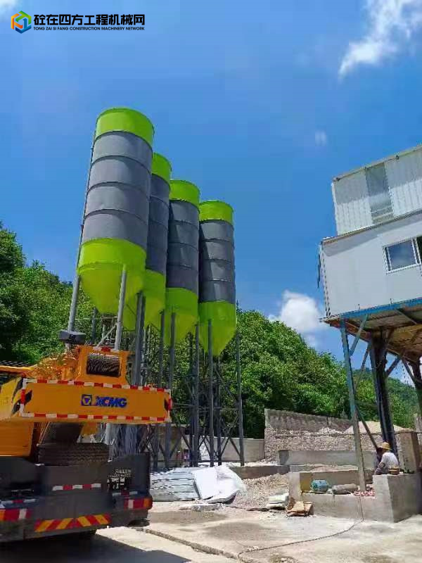 https://images.tongzsf.com/tong/truck_machine/20210817/1611b2dc58adc9.jpg