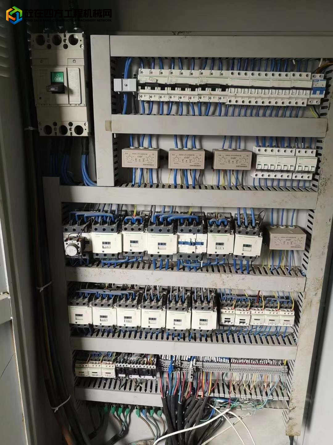 https://images.tongzsf.com/tong/truck_machine/20210817/1611b2dde2dc50.jpg
