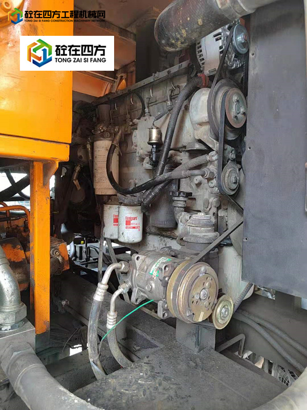https://images.tongzsf.com/tong/truck_machine/20210817/1611b768fb0ff5.jpg