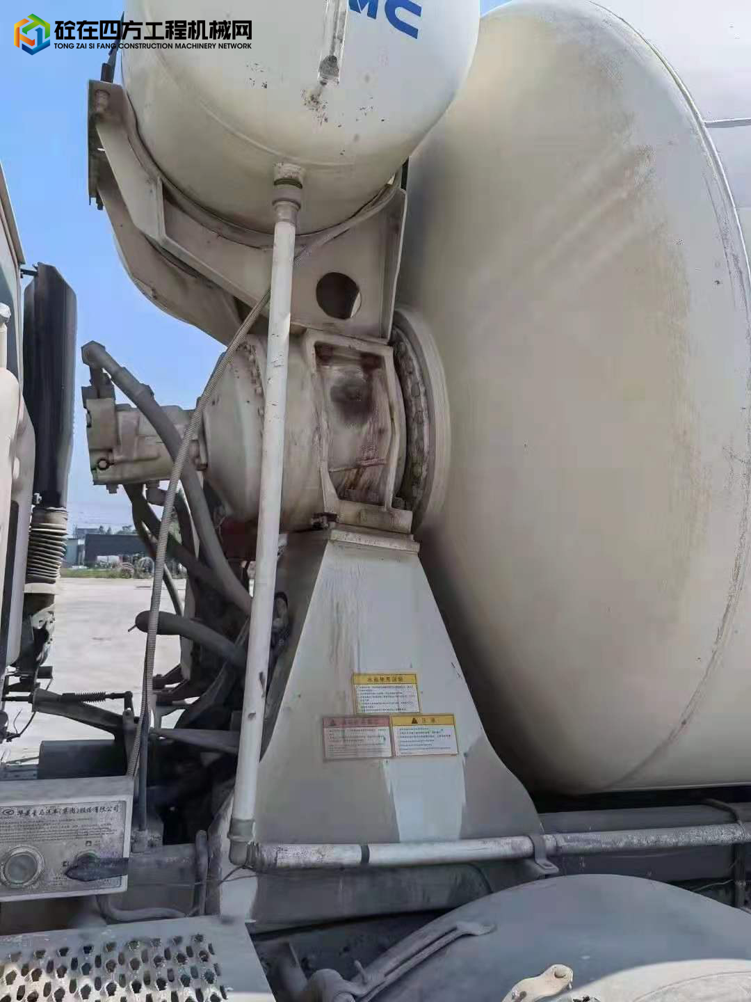 https://images.tongzsf.com/tong/truck_machine/20210818/1611cc4ce4408d.jpg