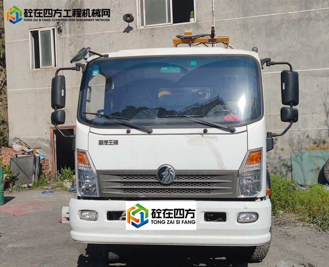 https://images.tongzsf.com/tong/truck_machine/20210820/1611f49b03e7f3.jpg