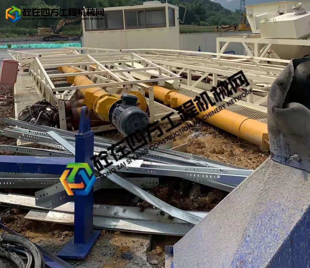 https://images.tongzsf.com/tong/truck_machine/20210820/1611f5d1959286.jpg