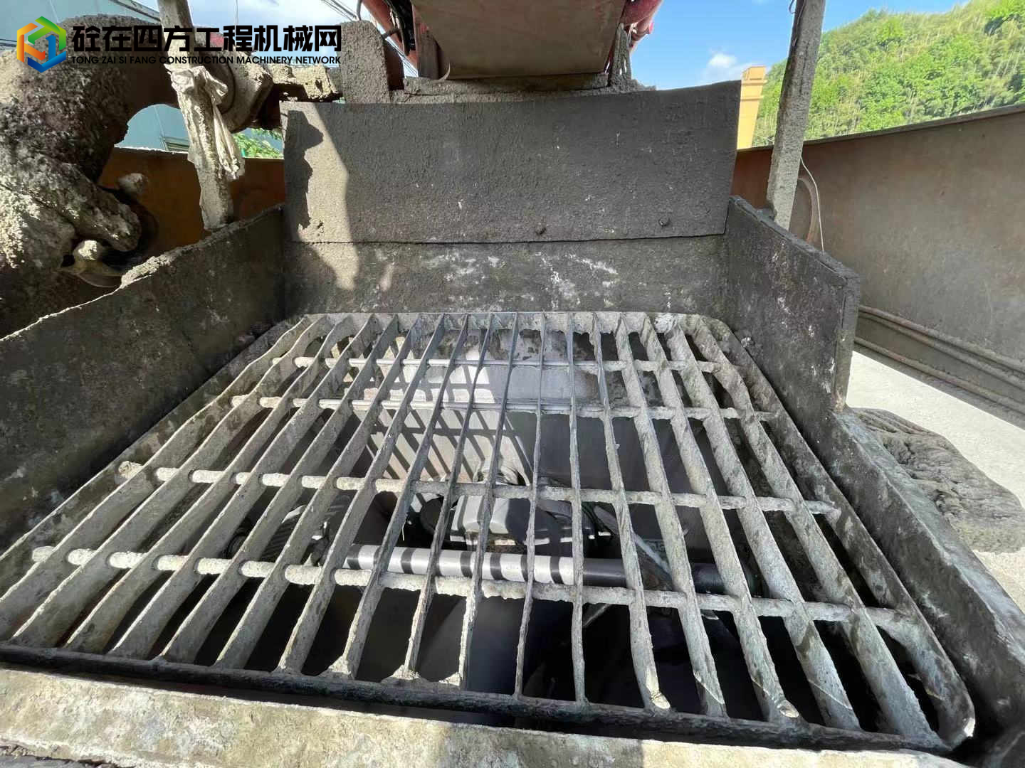 https://images.tongzsf.com/tong/truck_machine/20210821/161209bf69b5b0.jpg