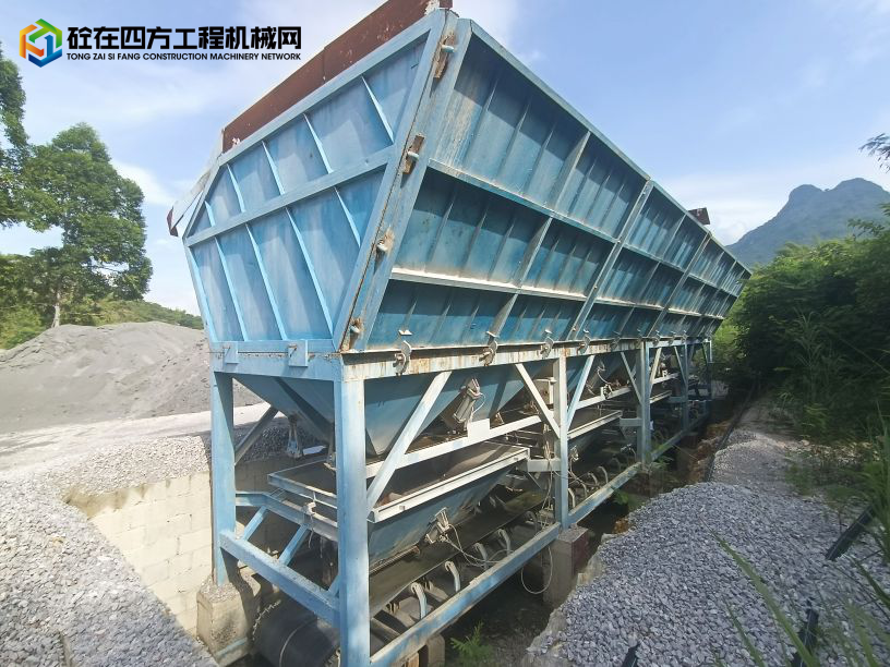 https://images.tongzsf.com/tong/truck_machine/20210823/161231ec64cb10.jpg