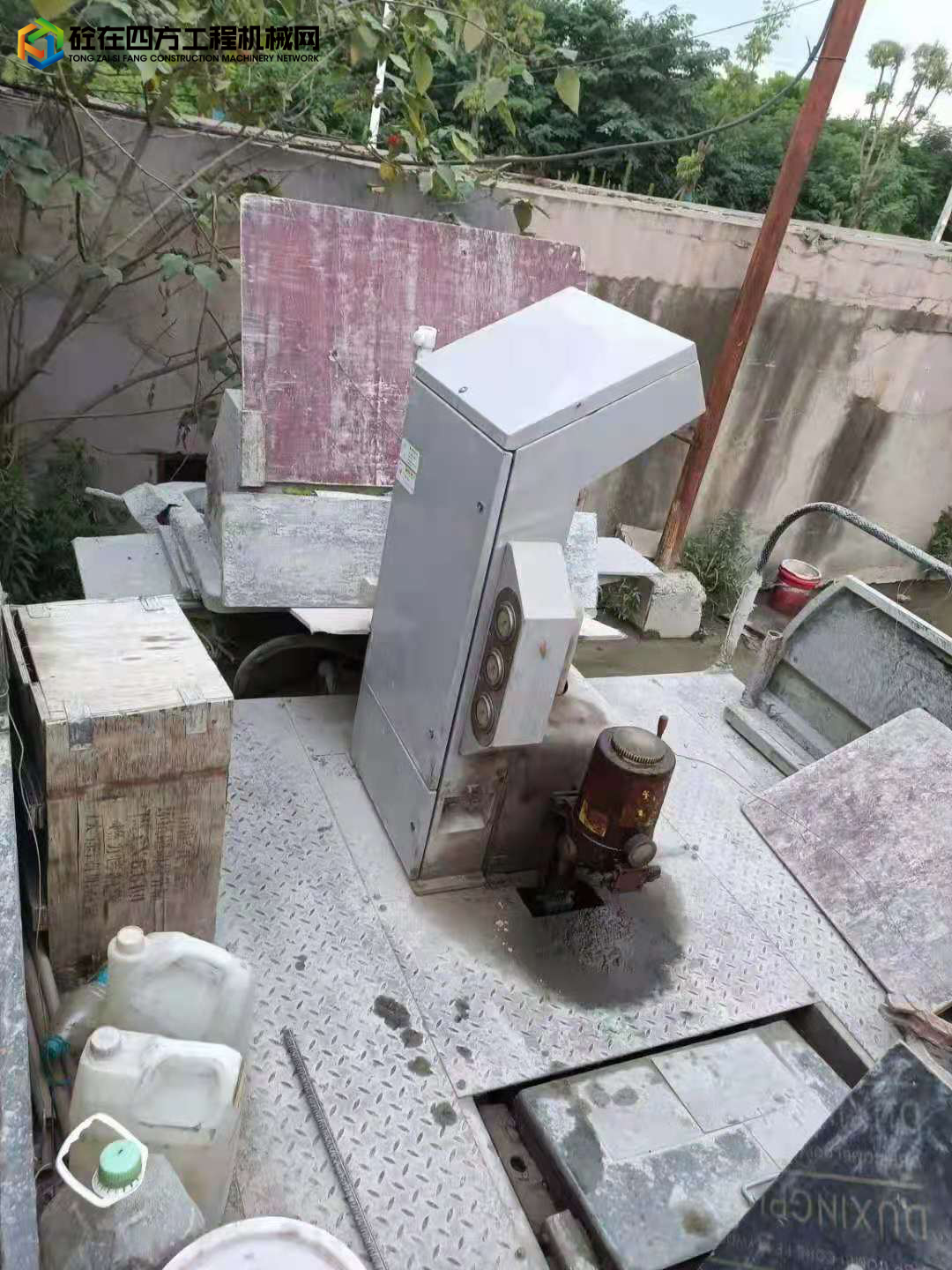 https://images.tongzsf.com/tong/truck_machine/20210823/161233cfda771e.jpg