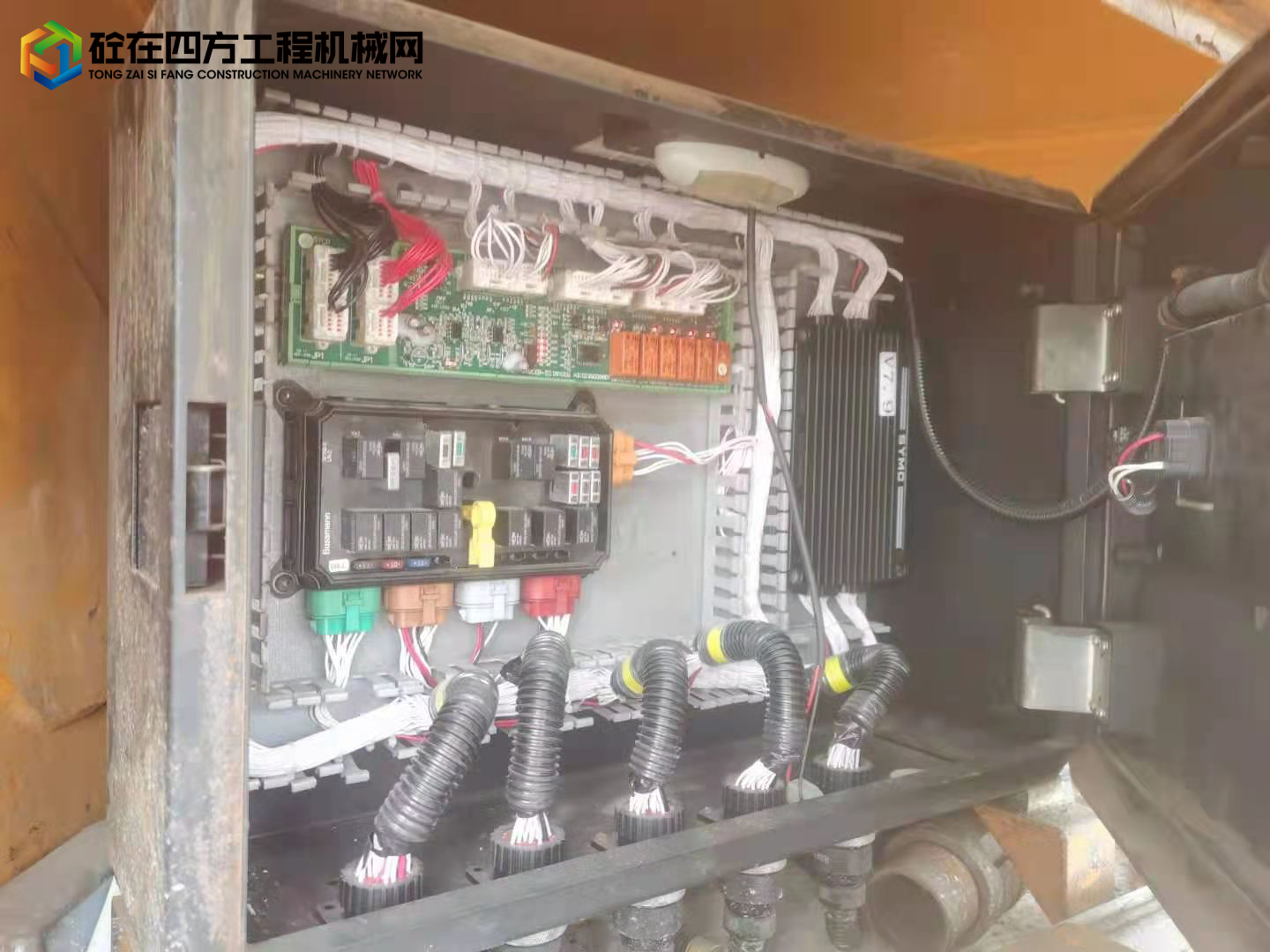 https://images.tongzsf.com/tong/truck_machine/20210823/16123477745c81.jpg