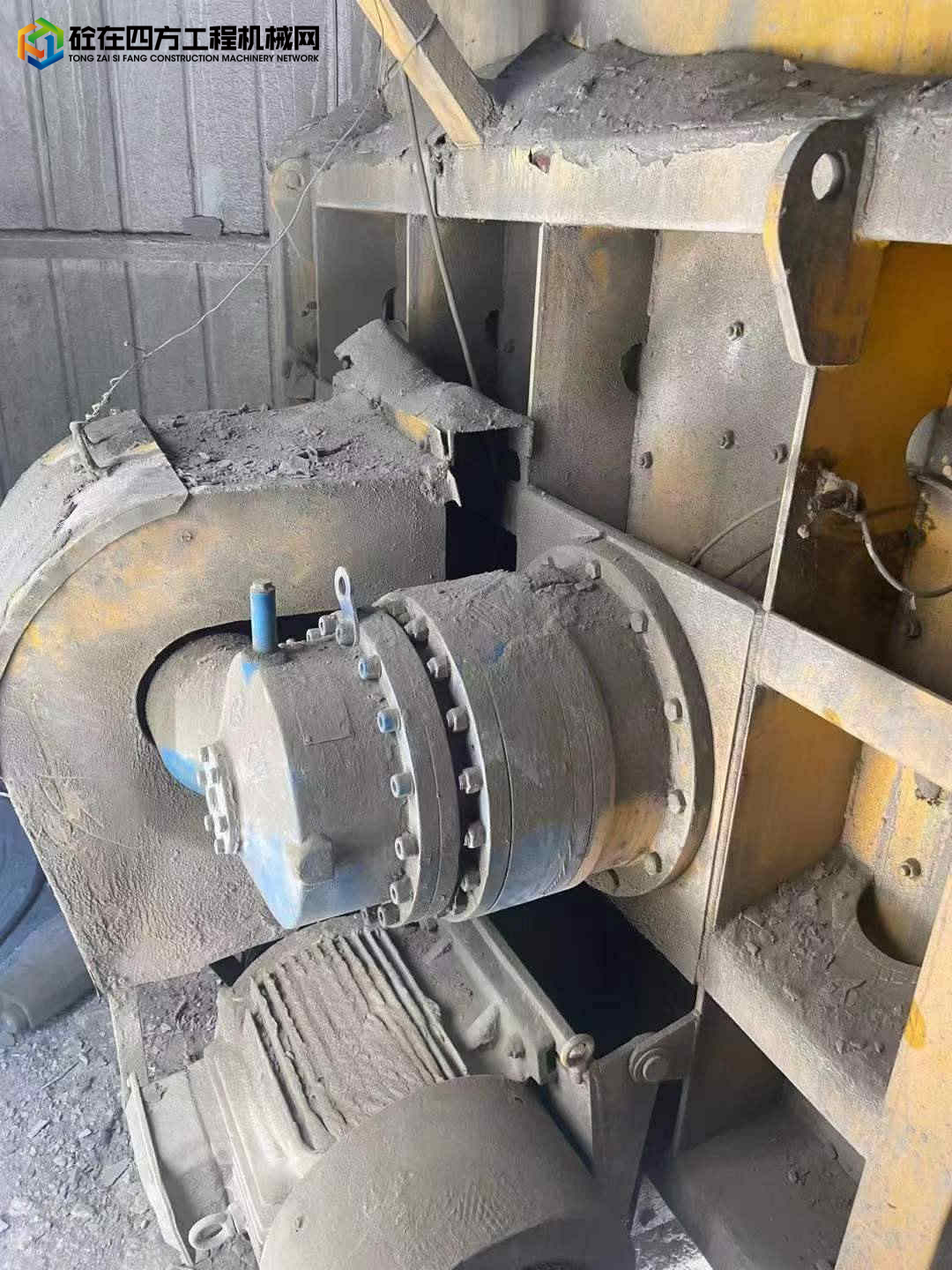 https://images.tongzsf.com/tong/truck_machine/20210824/1612476c5cf26a.jpg