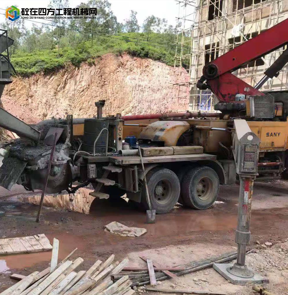 https://images.tongzsf.com/tong/truck_machine/20210824/1612497e1d3255.jpg
