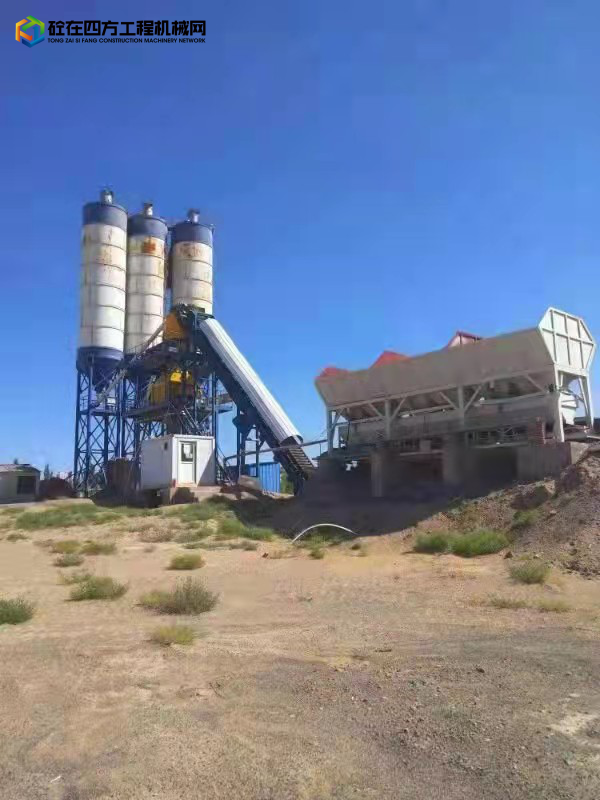 https://images.tongzsf.com/tong/truck_machine/20210825/16125fcb7b9378.jpg