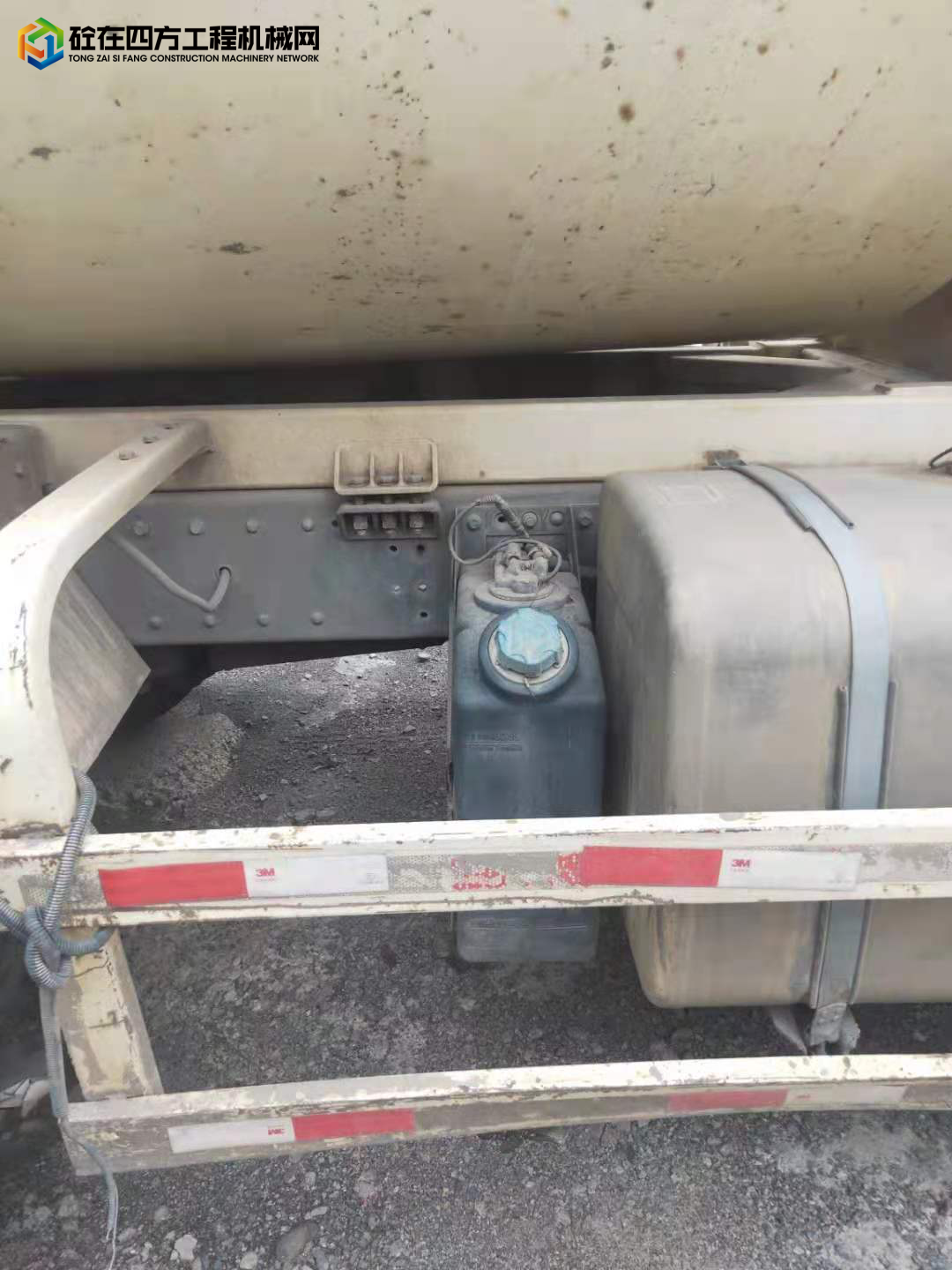 https://images.tongzsf.com/tong/truck_machine/20210825/1612615b29fdab.jpg