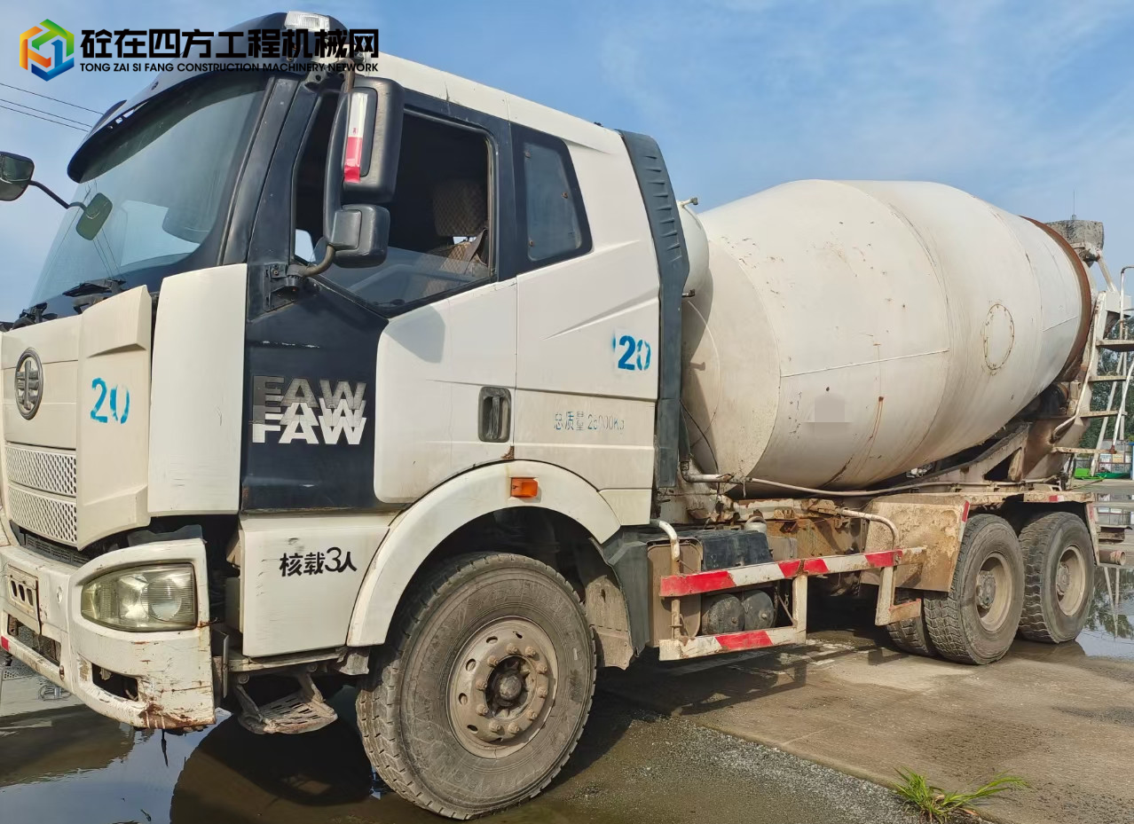 https://images.tongzsf.com/tong/truck_machine/20210826/161276369ad812.jpg