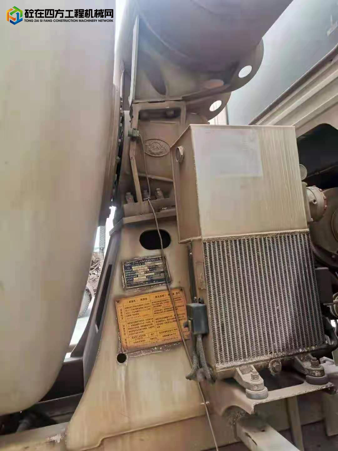 https://images.tongzsf.com/tong/truck_machine/20210827/1612847272a7d8.jpg