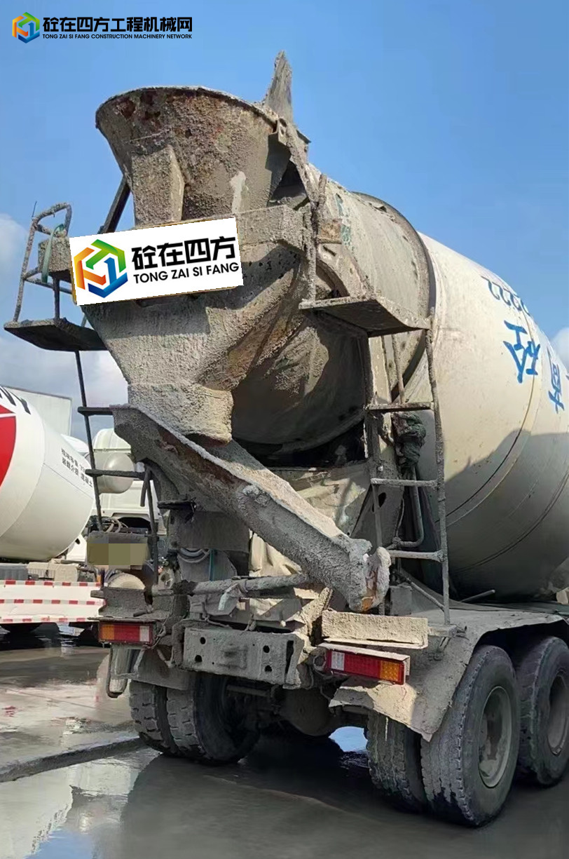 https://images.tongzsf.com/tong/truck_machine/20210828/1612999517a9ce.jpg