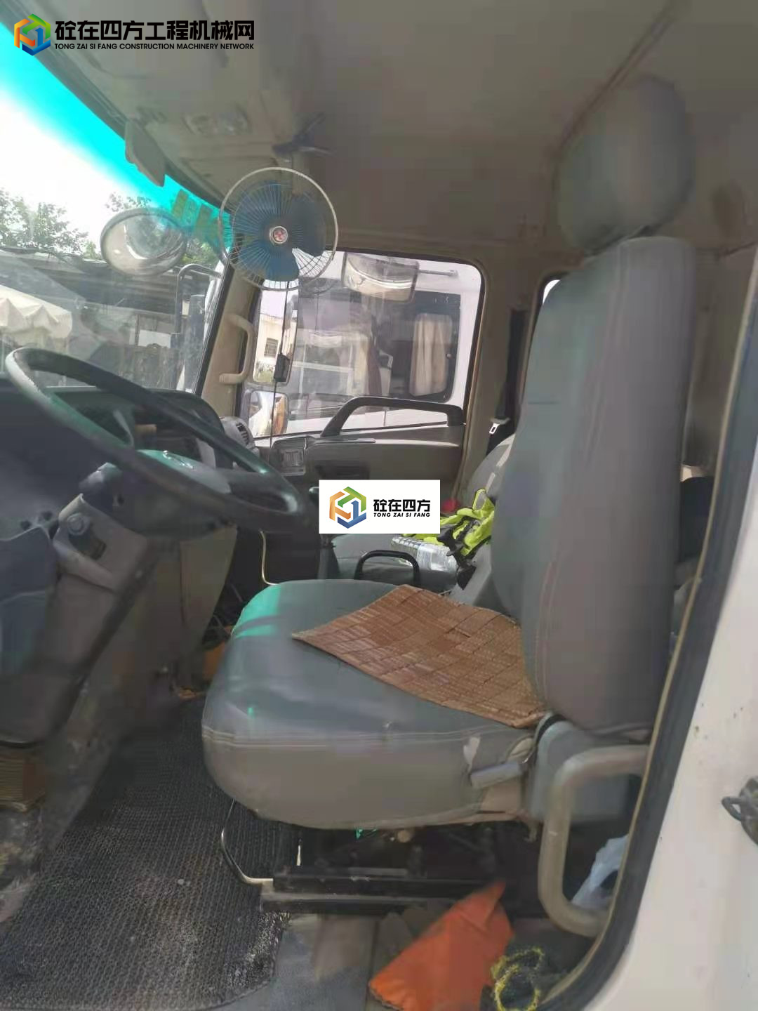 https://images.tongzsf.com/tong/truck_machine/20210828/16129b4a2a56f2.jpg