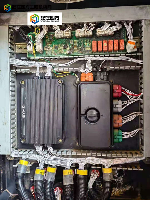 https://images.tongzsf.com/tong/truck_machine/20210828/1612a0bd1af3d3.jpg