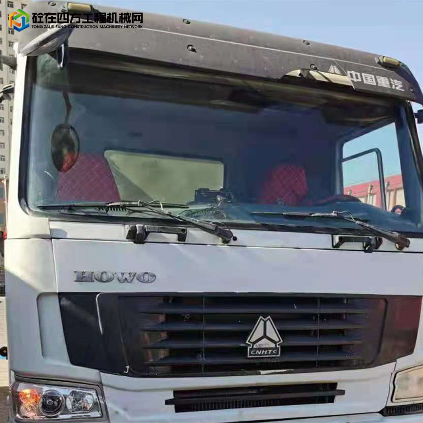 https://images.tongzsf.com/tong/truck_machine/20210901/1612ef1bb32a44.jpg