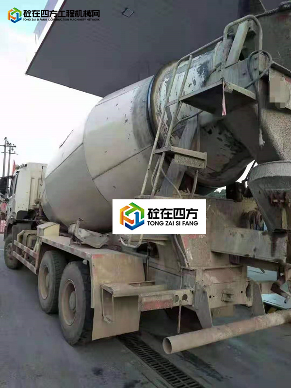 https://images.tongzsf.com/tong/truck_machine/20210901/1612efc39f41a9.jpg