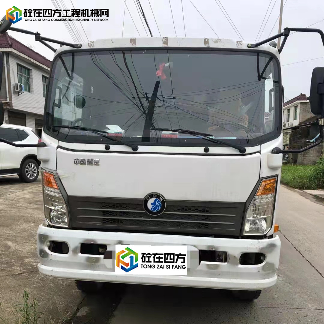 https://images.tongzsf.com/tong/truck_machine/20210902/161309becde6f7.jpg