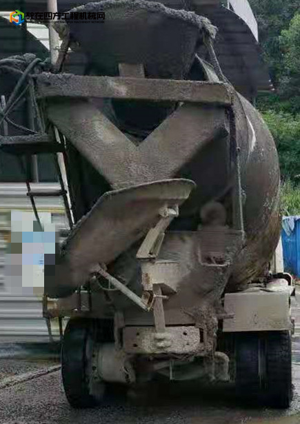 https://images.tongzsf.com/tong/truck_machine/20210903/16131dbea8d1a1.jpg