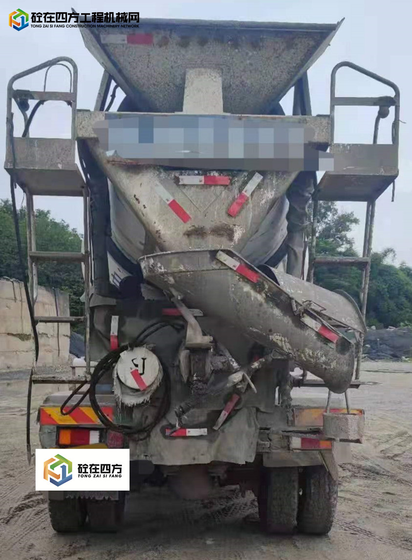 https://images.tongzsf.com/tong/truck_machine/20210904/16132decc38d96.jpg
