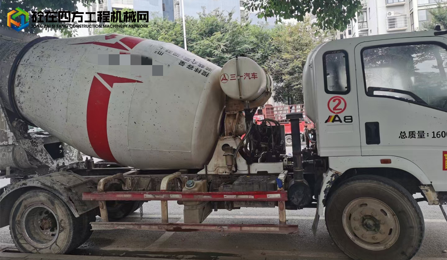 https://images.tongzsf.com/tong/truck_machine/20210907/16136c6947d4f2.jpg