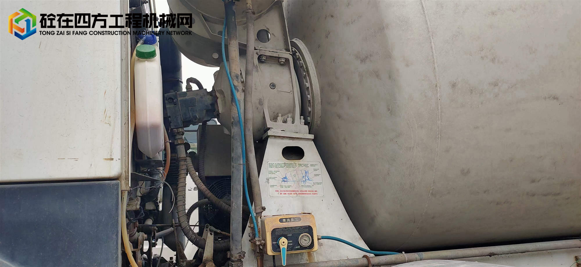 https://images.tongzsf.com/tong/truck_machine/20210907/16136e3cdc23be.jpg