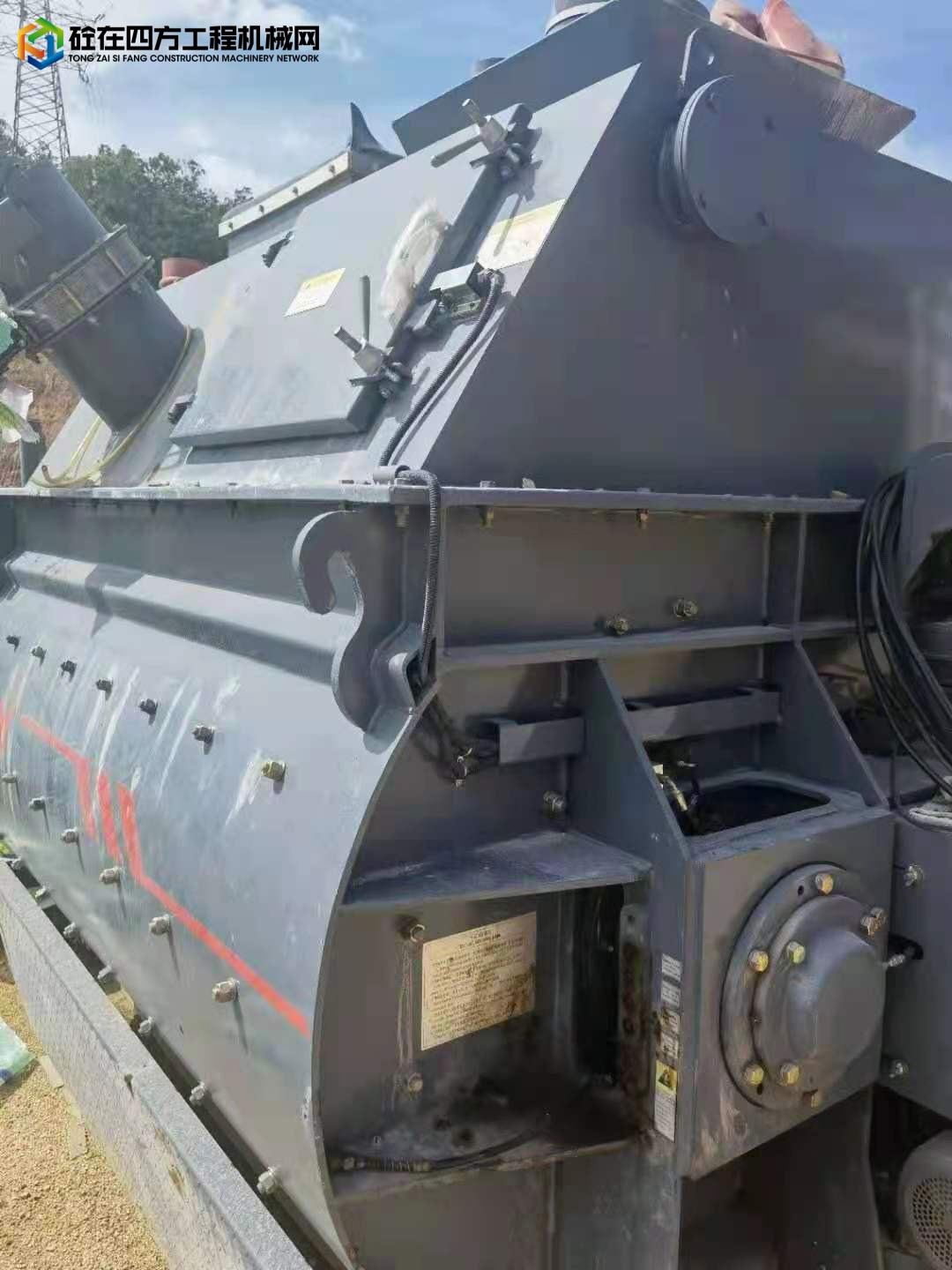 https://images.tongzsf.com/tong/truck_machine/20210908/1613878fdc3bb1.jpg