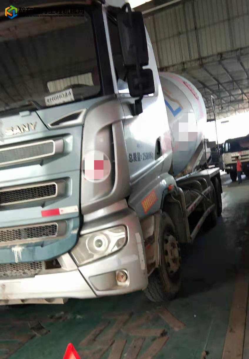 https://images.tongzsf.com/tong/truck_machine/20210909/16139c4b6cd33d.jpg