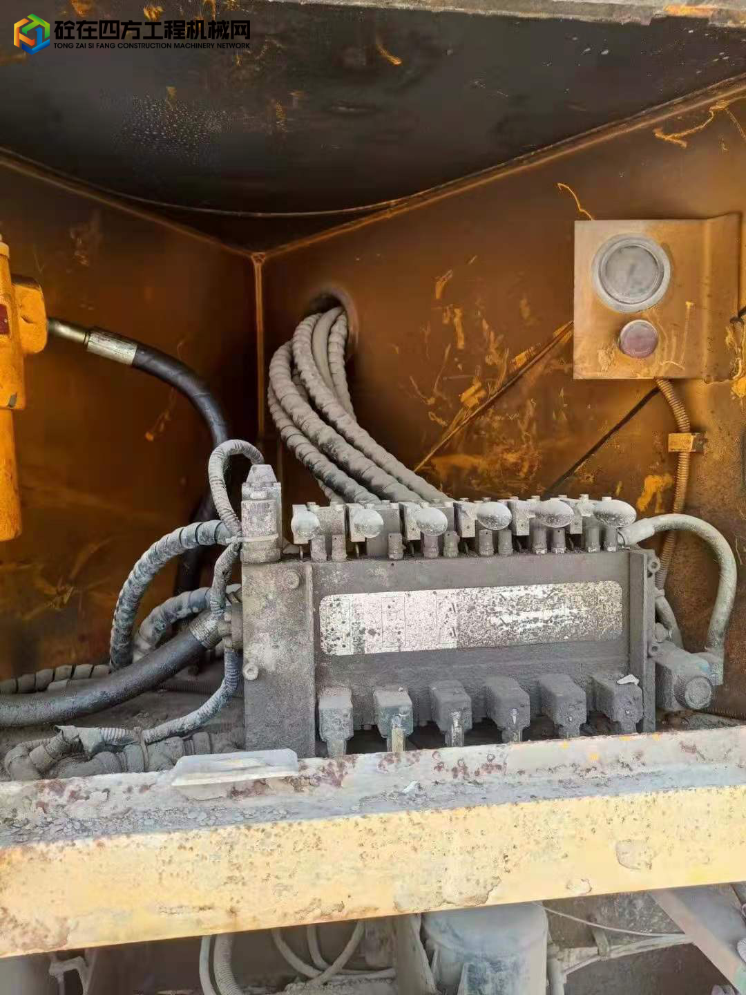 https://images.tongzsf.com/tong/truck_machine/20210910/1613b1b5310de4.jpg