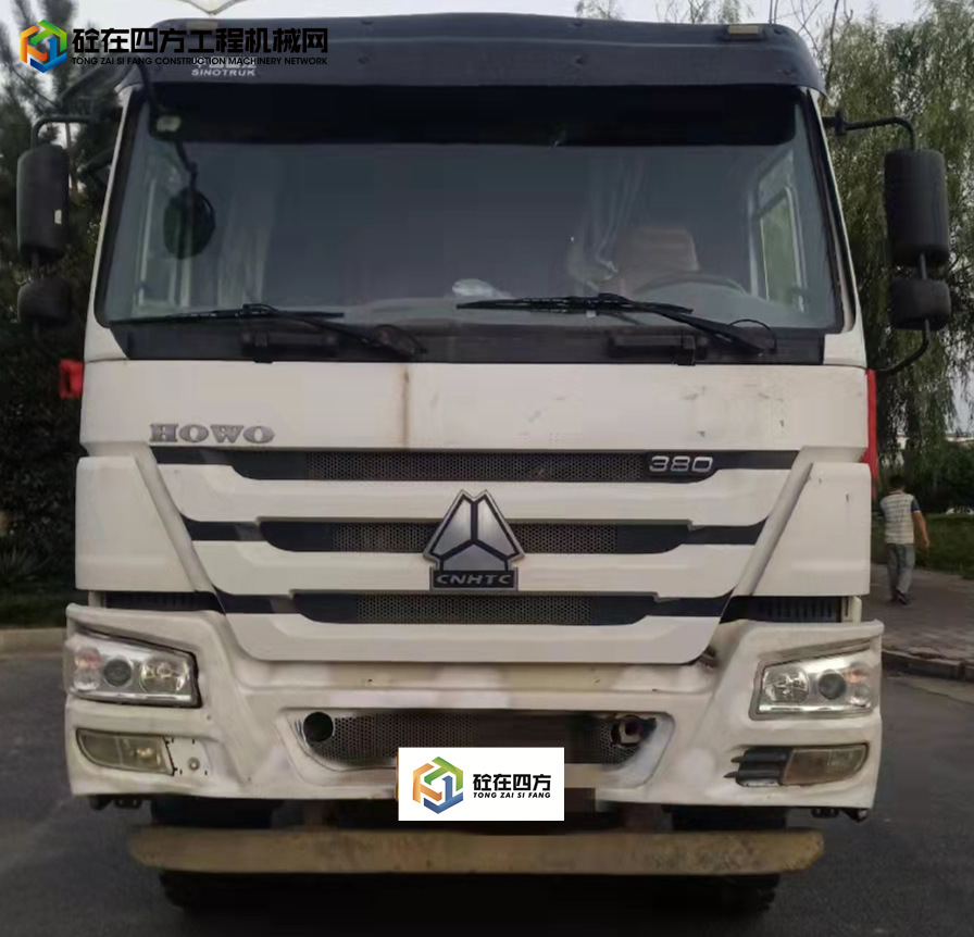 https://images.tongzsf.com/tong/truck_machine/20210913/1613eb3565f19e.jpg