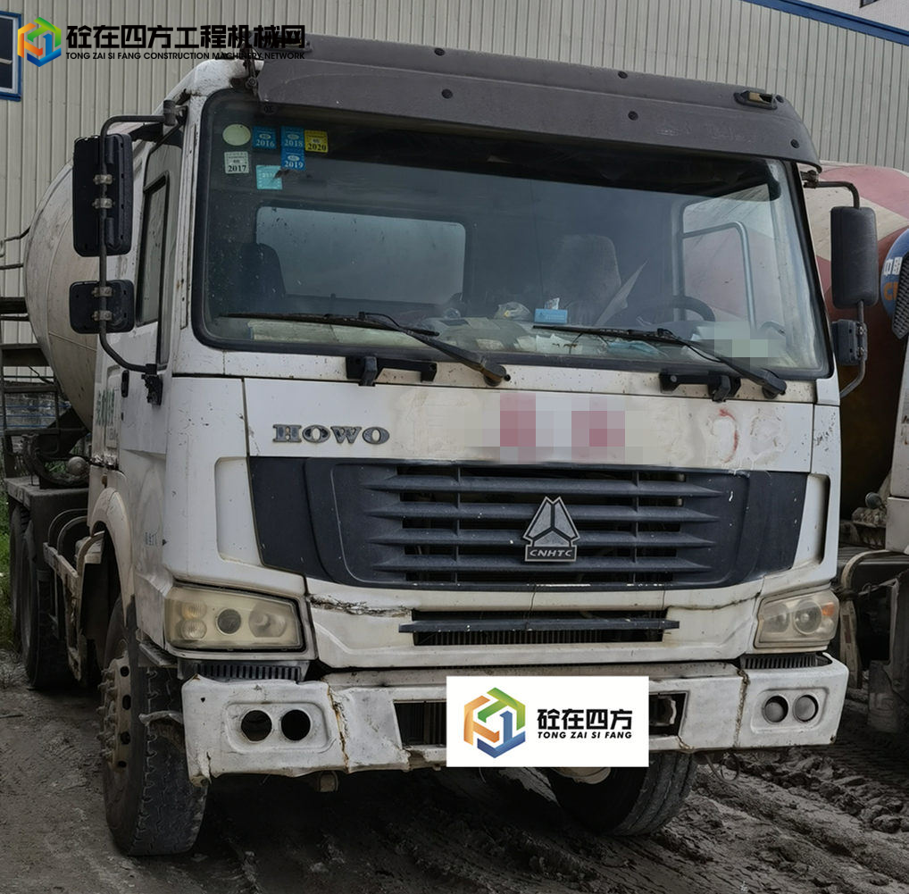https://images.tongzsf.com/tong/truck_machine/20210913/1613f0a24bc1b2.jpg