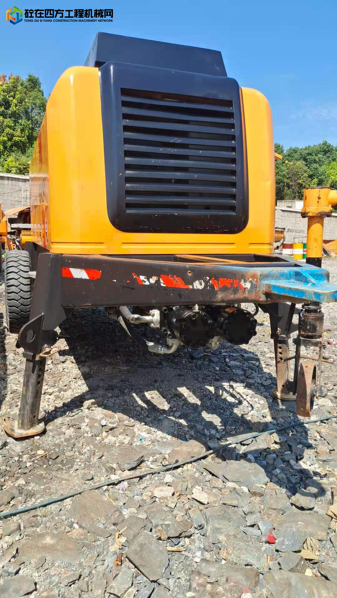 https://images.tongzsf.com/tong/truck_machine/20210913/1613f0bdc85e9f.jpg