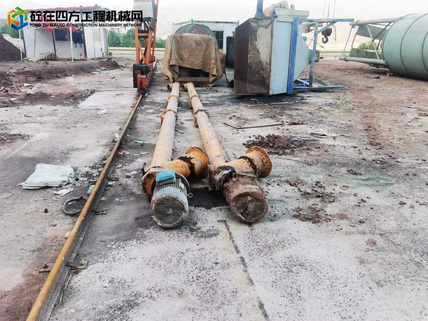 https://images.tongzsf.com/tong/truck_machine/20210913/1613f1ffe8344d.jpg