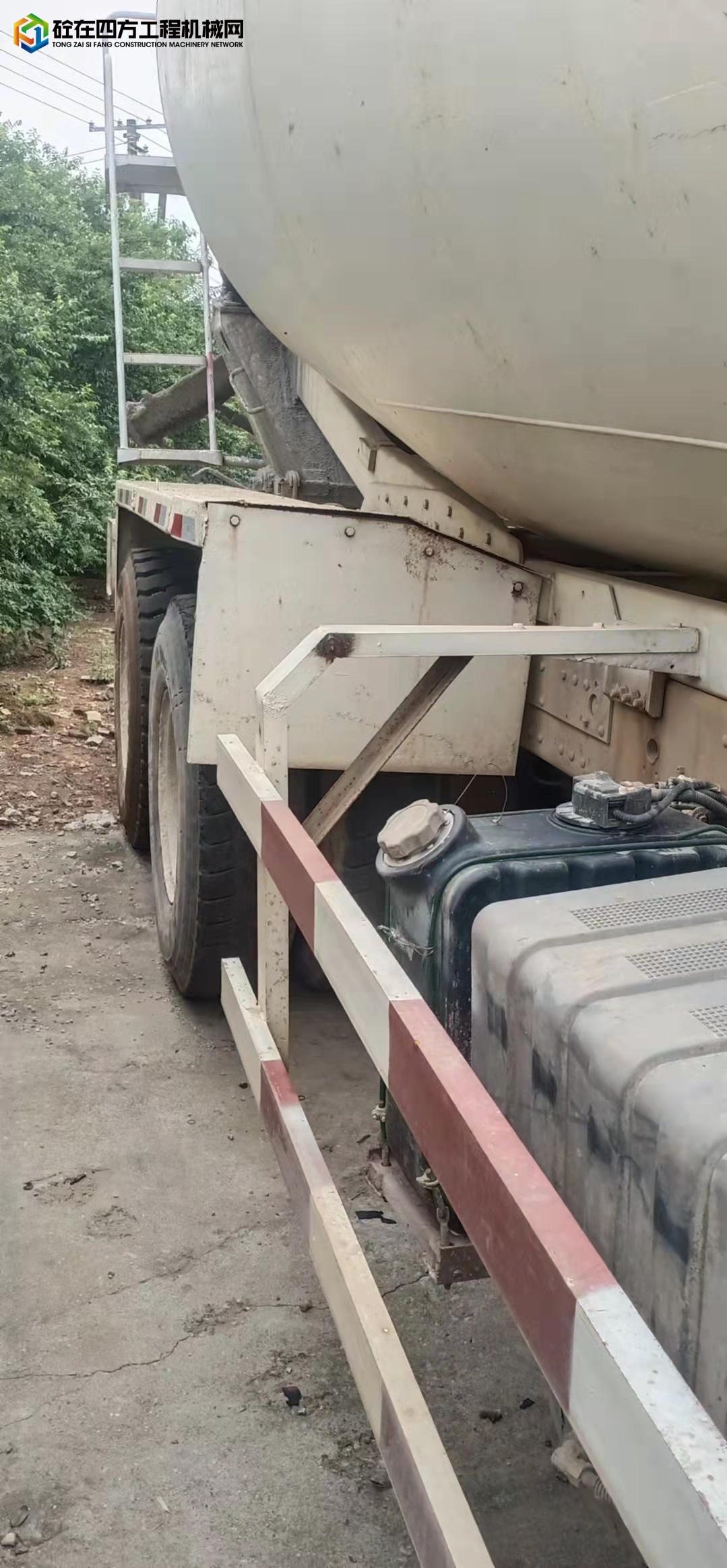 https://images.tongzsf.com/tong/truck_machine/20210915/161416c1495d91.jpg