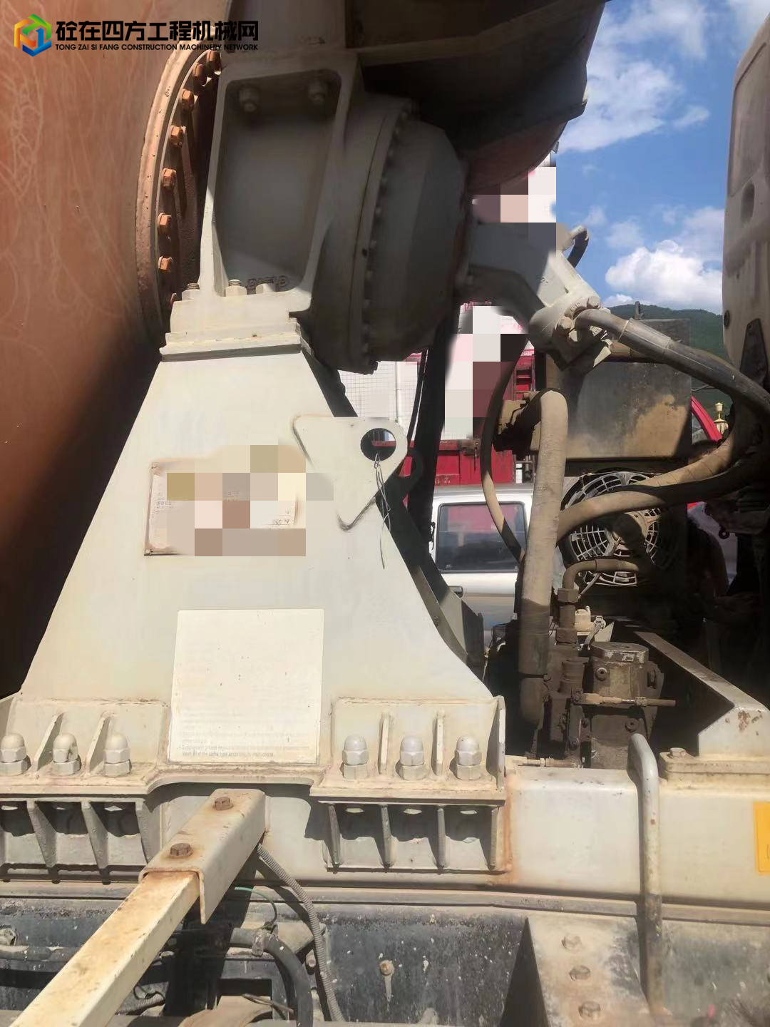https://images.tongzsf.com/tong/truck_machine/20210915/1614188cf3bba9.jpg