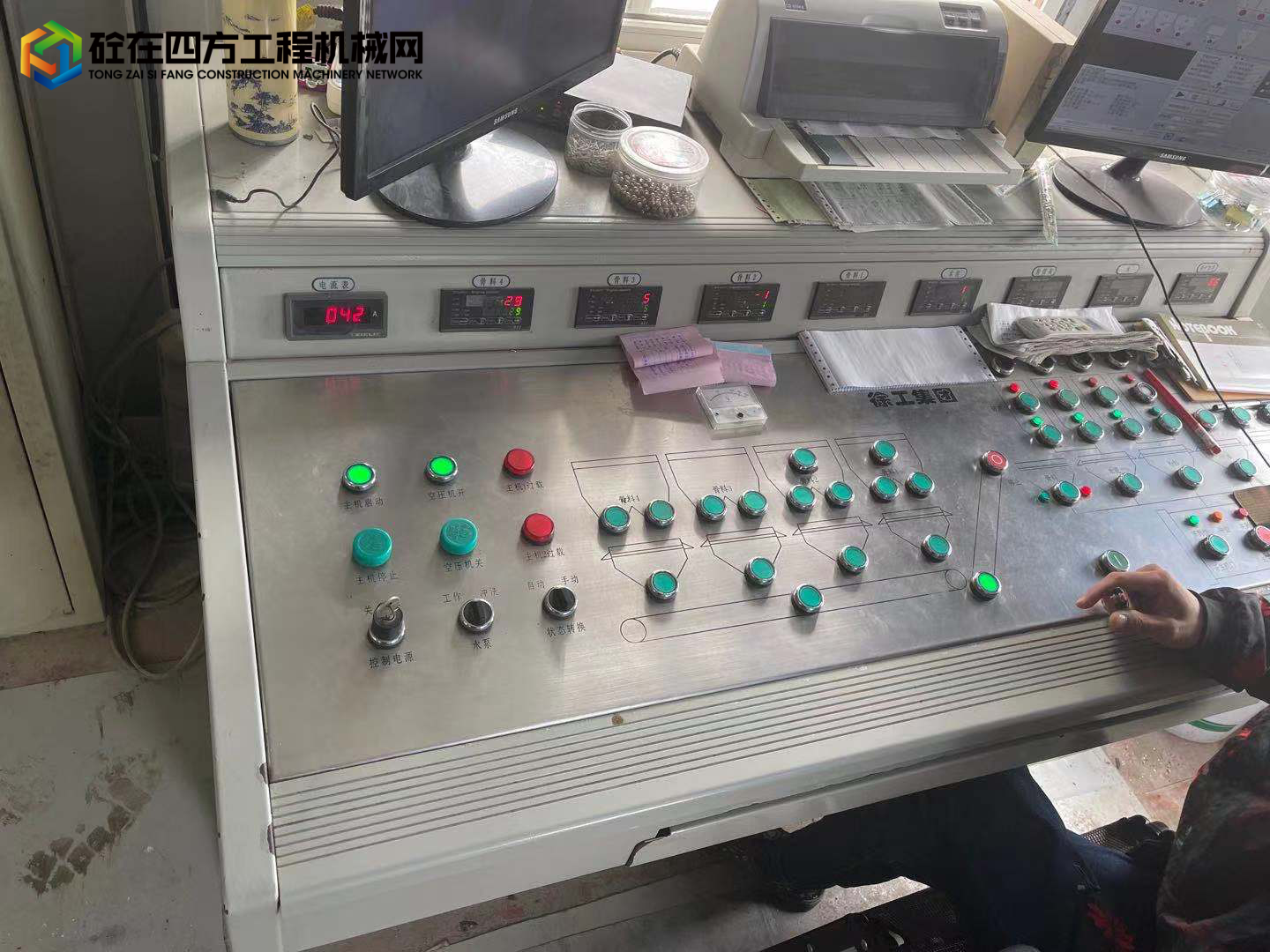 https://images.tongzsf.com/tong/truck_machine/20210915/16141a698a91ea.jpg