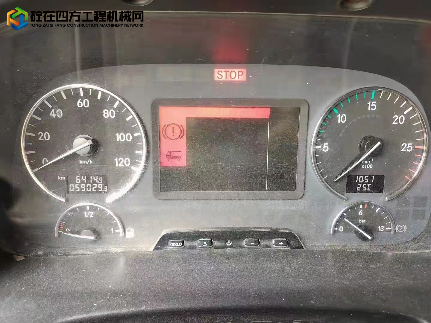 https://images.tongzsf.com/tong/truck_machine/20210916/16142f58f6660a.jpg