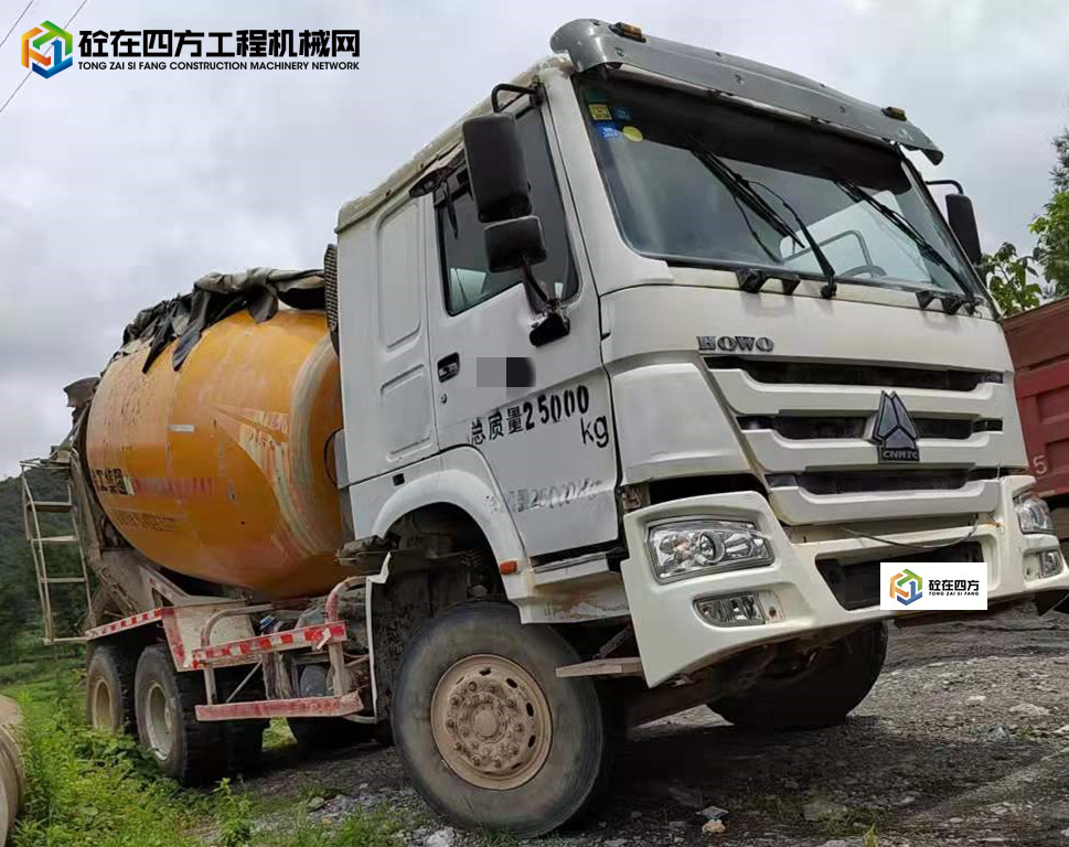 https://images.tongzsf.com/tong/truck_machine/20210917/16143fa91ceec1.jpg