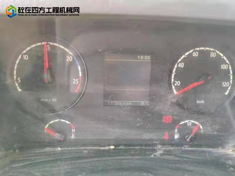 https://images.tongzsf.com/tong/truck_machine/20210919/16146c59791450.jpg