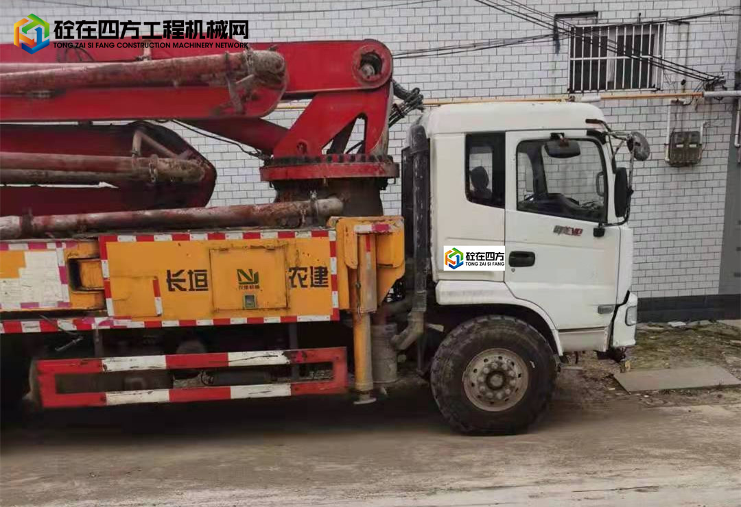 https://images.tongzsf.com/tong/truck_machine/20210923/1614bd2acea50c.jpg