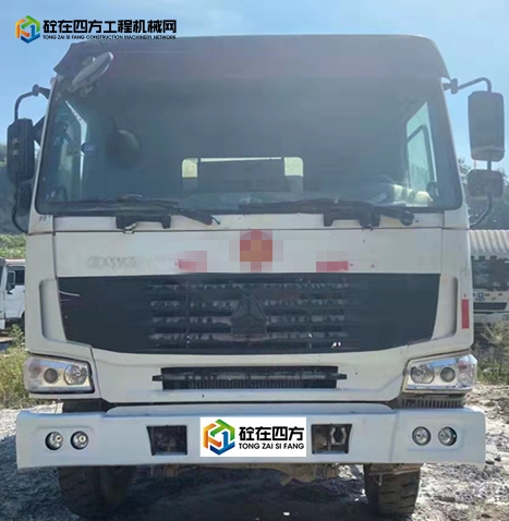 https://images.tongzsf.com/tong/truck_machine/20210923/1614c202f12ad8.jpg