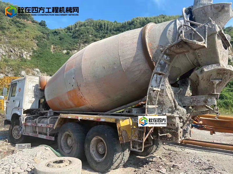 https://images.tongzsf.com/tong/truck_machine/20210923/1614c203046f25.jpg