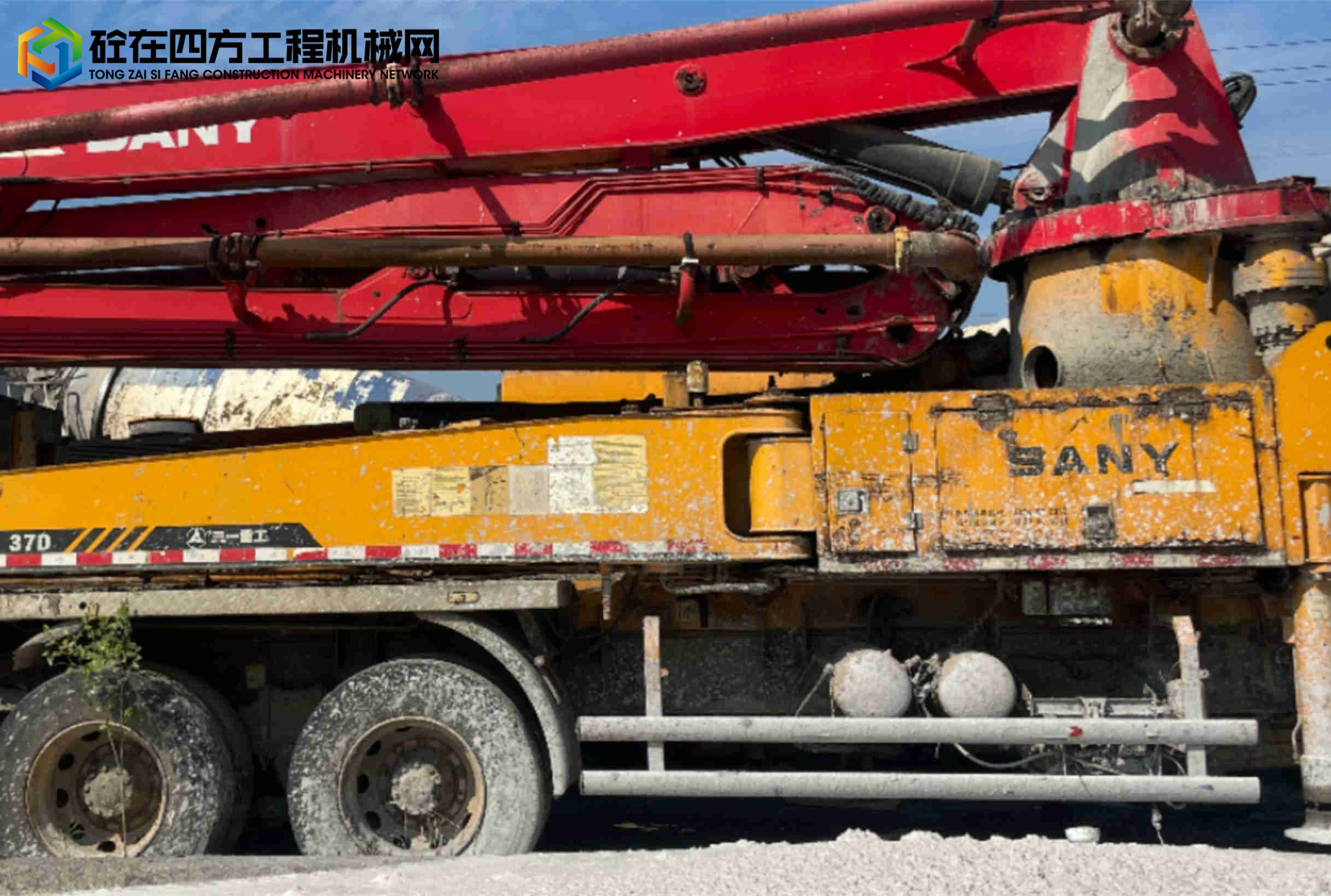 https://images.tongzsf.com/tong/truck_machine/20210923/1614c4382cbfc3.jpg
