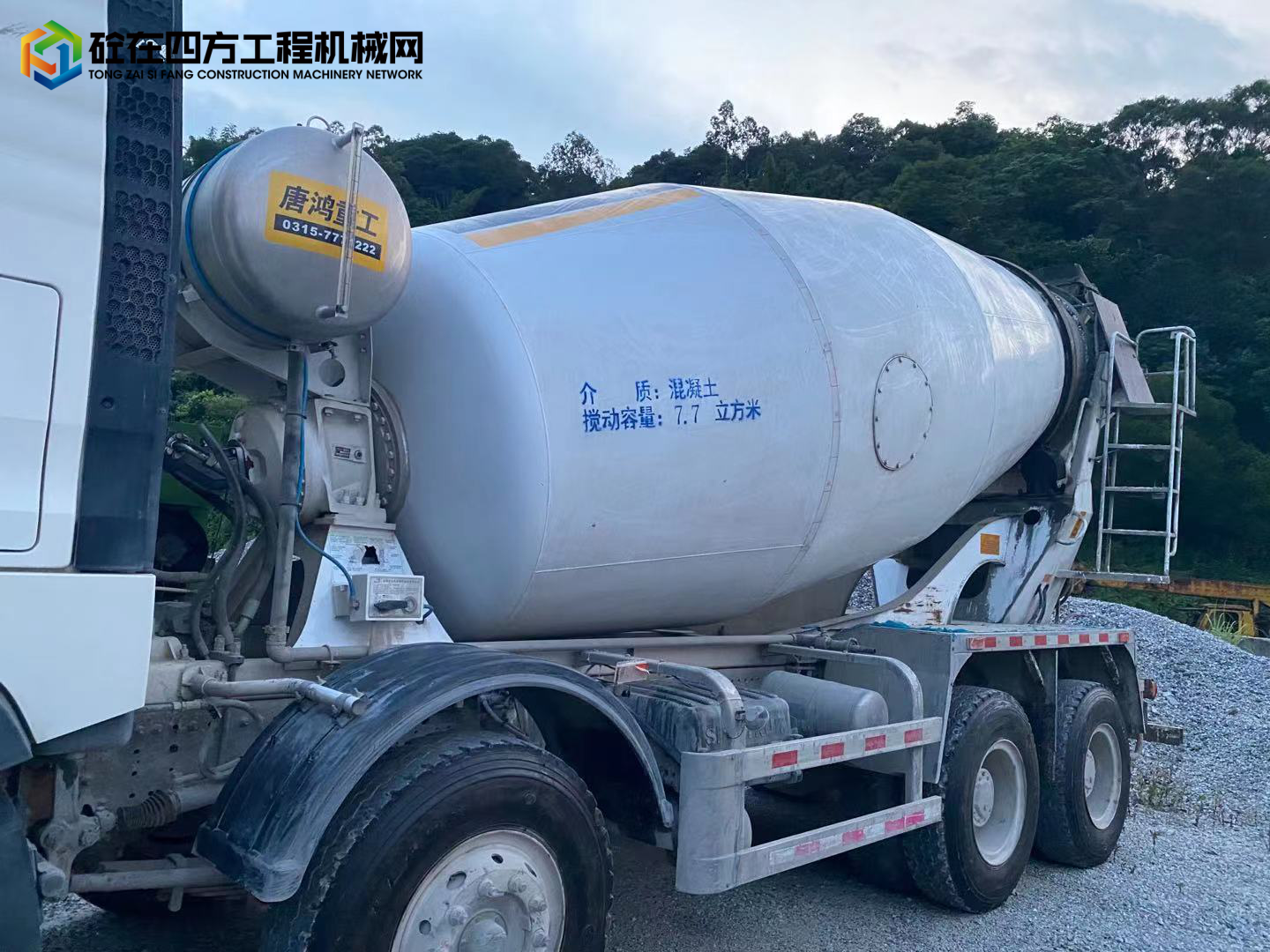 https://images.tongzsf.com/tong/truck_machine/20210924/1614dcdd24bcf9.jpg