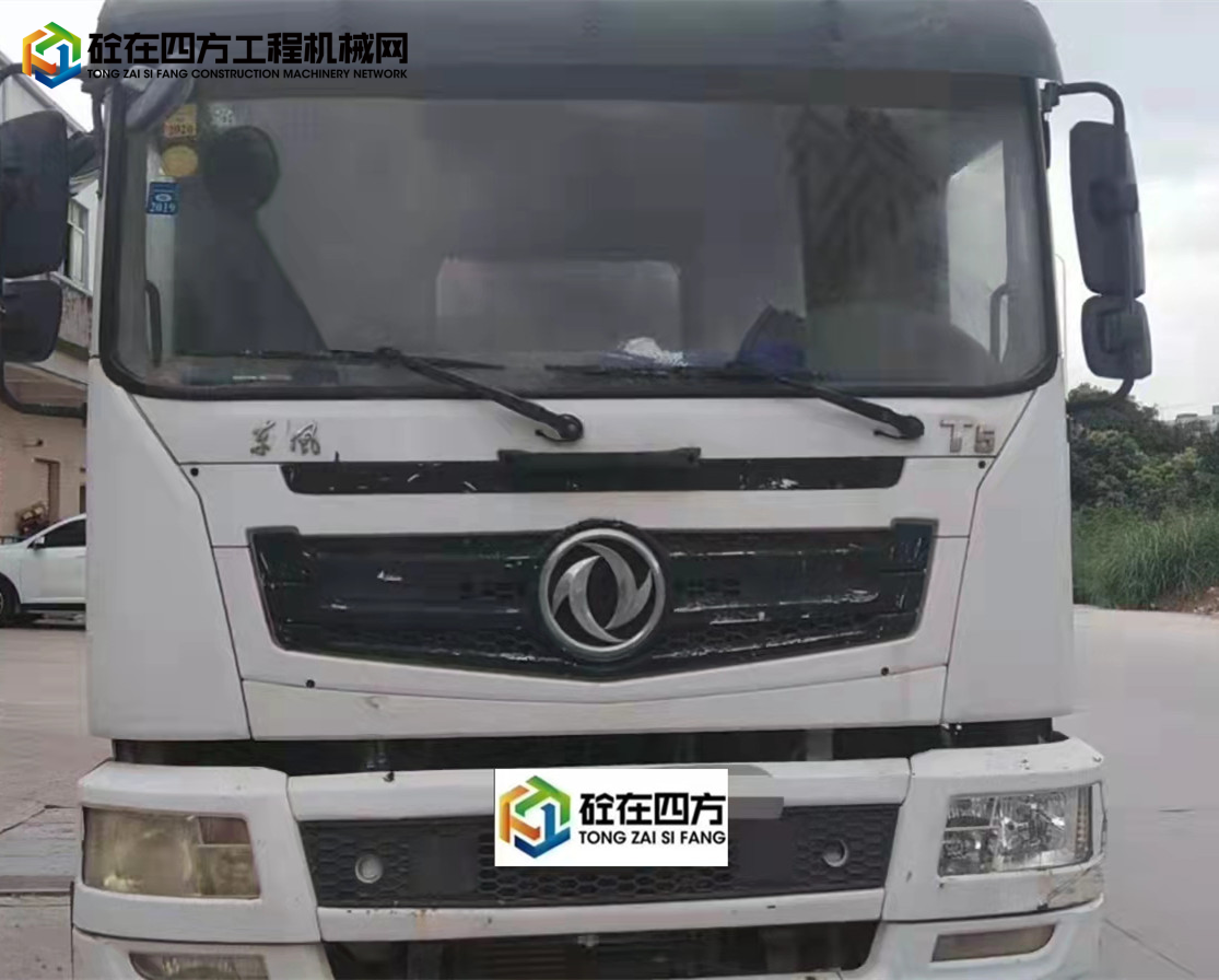 https://images.tongzsf.com/tong/truck_machine/20210925/1614f2a5f7a8d2.jpg