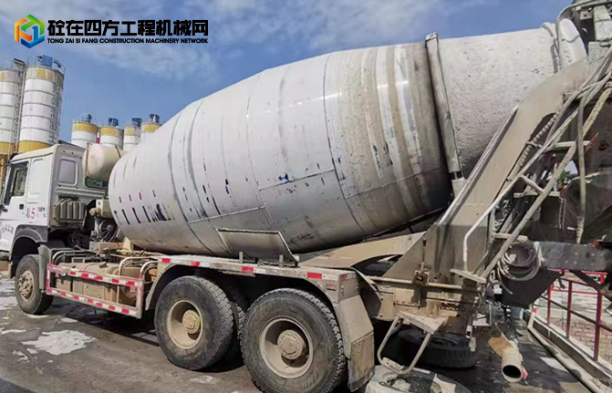 https://images.tongzsf.com/tong/truck_machine/20210925/1614f2e3a05e2e.jpeg