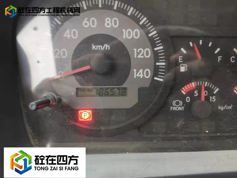 https://images.tongzsf.com/tong/truck_machine/20210928/161528eacad574.jpg