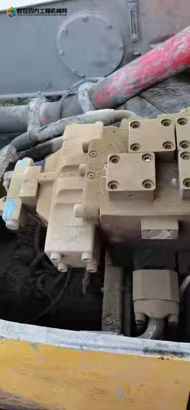 https://images.tongzsf.com/tong/truck_machine/20210929/16153bd54e8031.jpg