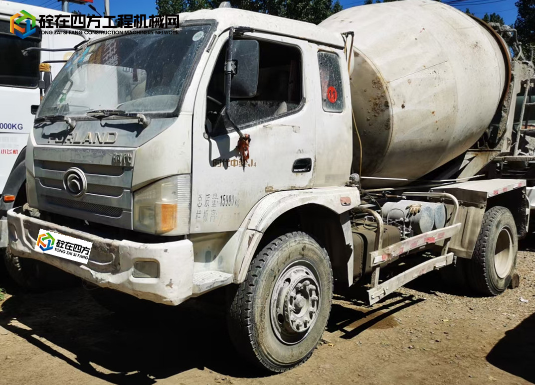 https://images.tongzsf.com/tong/truck_machine/20210929/16153d2506d45b.jpg